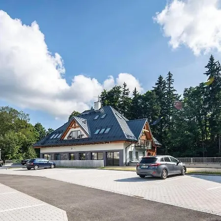Luxury 2 Bedroom Mountain Escape Apartmán