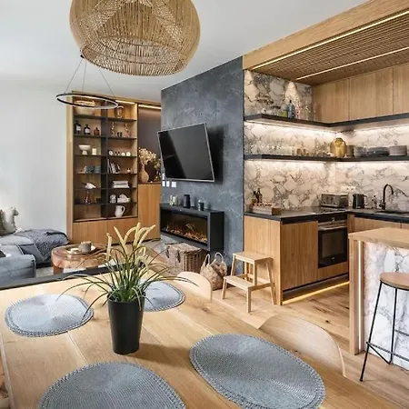 Luxury 2 Bedroom Mountain Escape Apartament