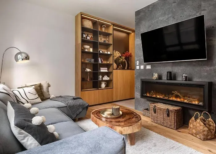 Luxury 2 Bedroom Mountain Escape
